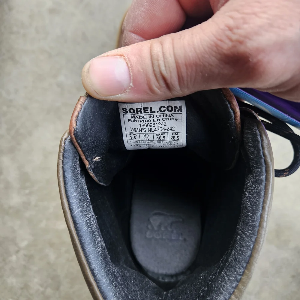 Sorel Brown and Tan Heeled Boots - Picture 6 of 7